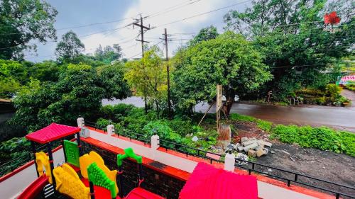 Wai Hotel | Gulmohar Resort & Spa