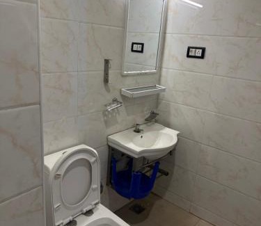 Thousand Lights Hotel | Gulnaar Inn
