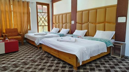 Srinagar Hotel | Gulsitara Resorts-Gulmarg
