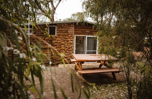 Denmark Ski Chalet | Gum Grove Chalets - Karri (Dog Friendly)