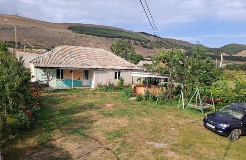 Tsalka House | Gumbati