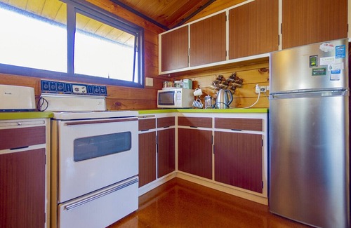 Pauanui Cottage | Gumhill Escape - Pauanui Holiday Home