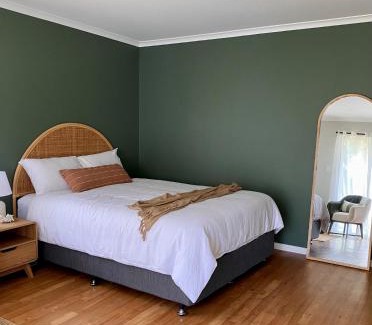 Nelson Bay House | Gumtree Cabin