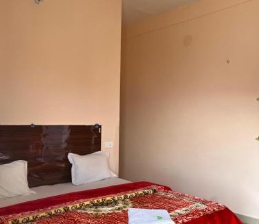 Kausani Hotel | Gunjan Home Stay