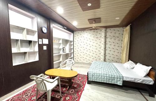 Lake Pichola House | Gunjan Villa Homestay