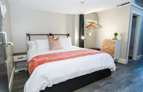 Gilford Hotel | Gunstock Inn & Suites