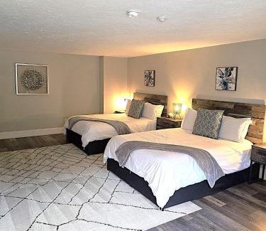 Gilford Hotel | Gunstock Inn & Suites