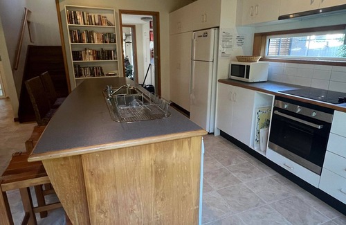 Arakoon House | GUNYAH - THREE BEDROOM SURROUNDED BY MOTHER NATURE