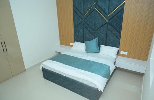 Gurugram Villa | Gurgaon Farmhouse 3 BHK with Private Pool and Big Lawn