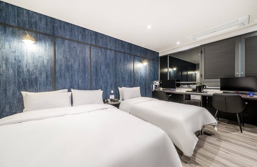 Guri Hotel | Guri Studio 9