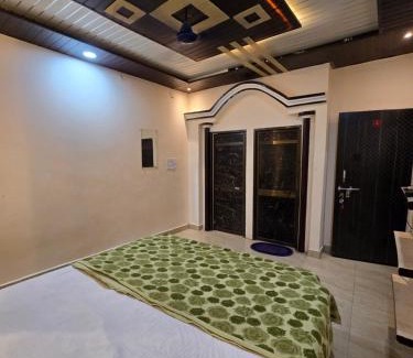 Ayodhya House | Guru Kripa Guest House