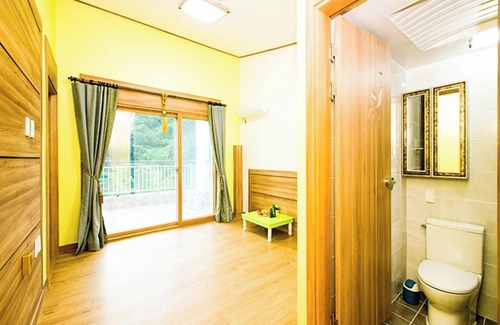 Gurye House | Gurye Maple Valley Pension