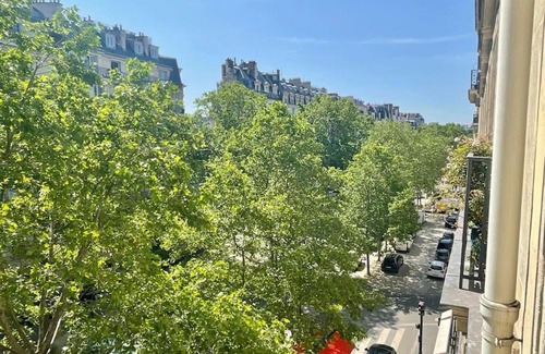 Quartier du Gros-Caillou Apartment | GUSTAVE - Charming Eiffel Tower Appartement -