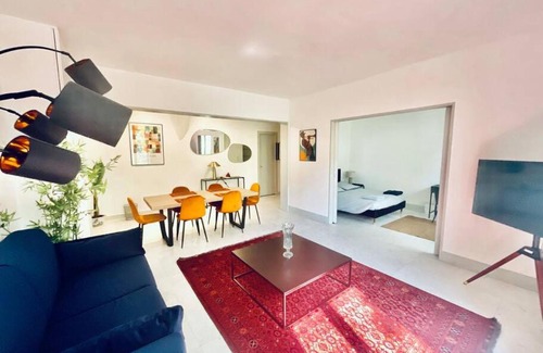 Quartier du Gros-Caillou Apartment | GUSTAVE - Charming Eiffel Tower Appartement -