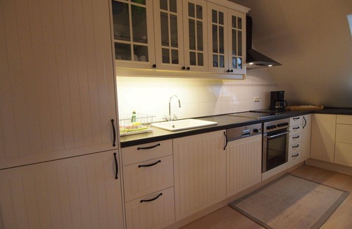 Gingst Apartment | Gut Rattelvitz Galerie F, hochwertig, Sauna, Kamin, eTankstelle, Spielscheune, 15.000qm Park Land