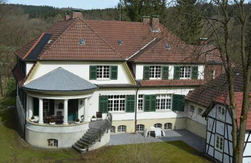 Moehnesee House | Gutshaus Wilhelmsruh