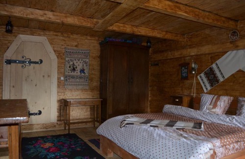 Vorokhta House | Гуцульська Спадщина