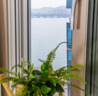 Suyeong-Gu Apartment | Gwangan antique summer accommodations the ocean
