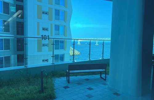 Suyeong-Gu Apartment | gwanganli beach view stylish