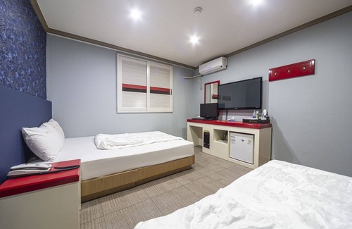 Gwangju Hotel | Gwangju Cheomdan N