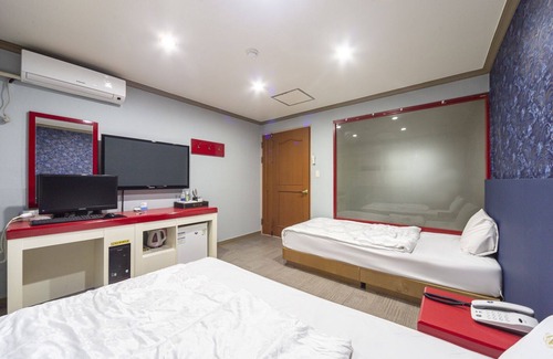 Gwangju Hotel | Gwangju Cheomdan N