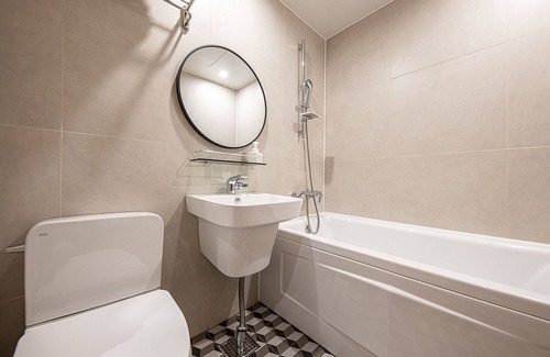 Chunghung Hotel | Gwangju Hotel Seven Bricks