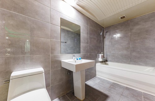 Chunghung Hotel | Gwangju Sinan-dong Love Story