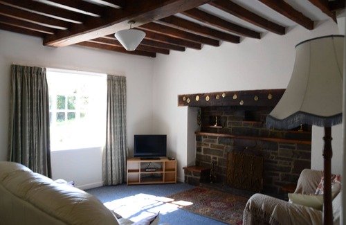 Rhayader Cottage | Gwardolau Cottage, Wye Valley Retreat.