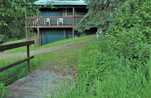 Cooper Landing Cabin | Gwin's Lodge Birch Cottage #8