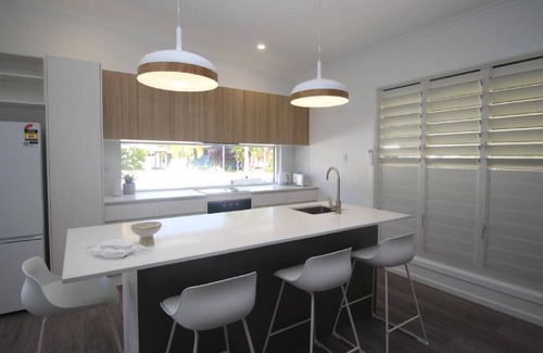 Horseshoe Bay House | Gwindalan, Exclusive one bedroom home