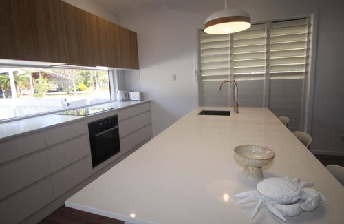 Horseshoe Bay House | Gwindalan, Exclusive one bedroom home