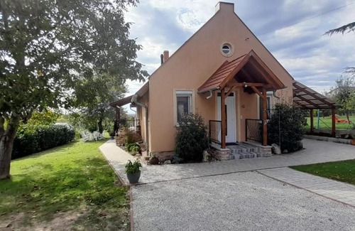 Keszthely Apartment | Gyöngyvirág apartman delux