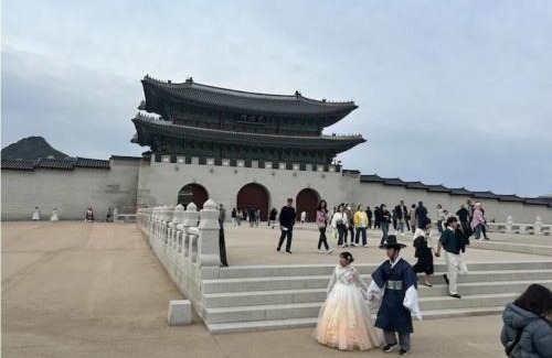 Sajik-dong Apartment | Gyeongbokgung Palace House