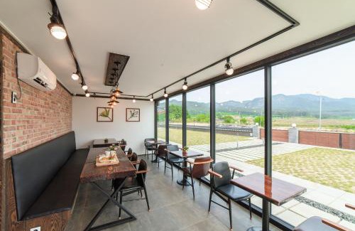 Gyeongju House | Gyeongju Hwarangroo