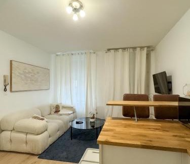Hastings Apartment | Héra