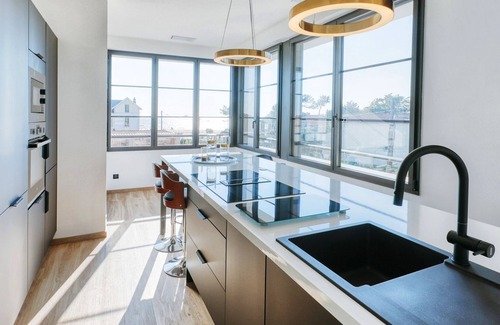 Saint-Georges-de-Didonne Apartment | Héra - Sea view - 5 stars - garden - air-conditioned
