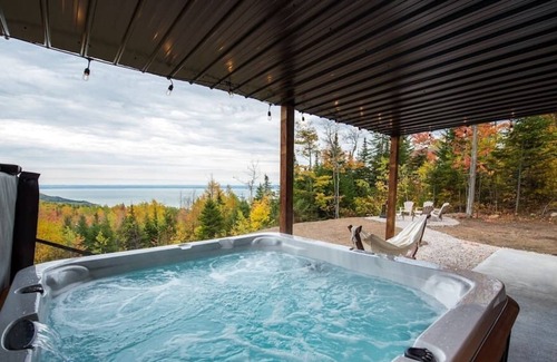Saint-Joseph-de-la-Rive House | Hôtel à la maison - Bõhêm Charlevoix, Spa et Vue