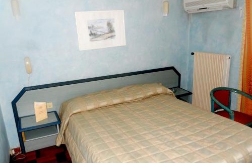Roquebrune-Cap-Martin Hotel | Hôtel Alexandra