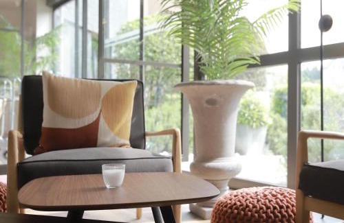 La Riviere-Saint-Sauveur Hotel | Hôtel Antares & Spa