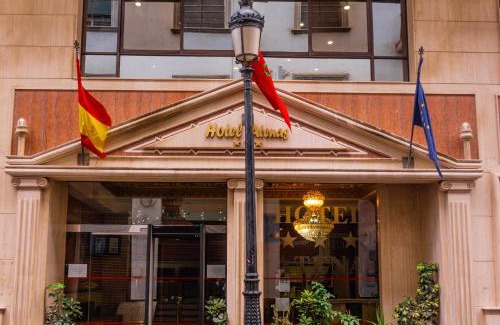 El Ensanche Hotel | Hôtel Atenas