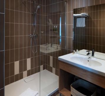 Talloires-Montmin Hotel | Hôtel Beau Site Talloires B SPA
