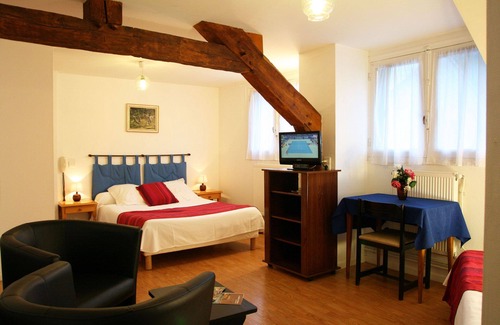 Cauterets Hotel | Hôtel Christian