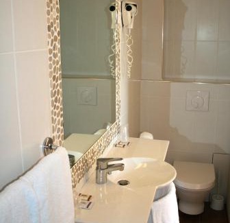 Porto Hotel | Hôtel Colombo- Porto Corse