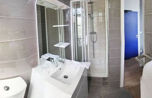 Lillebonne Hotel | Hôtel de France