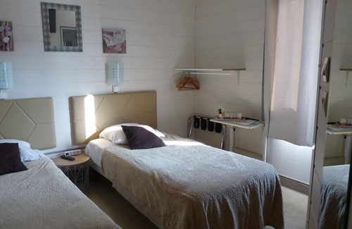 Noyers-sur-Cher Hotel | Hôtel de la Gare