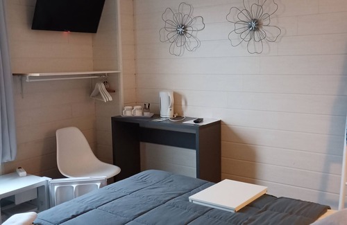 Noyers-sur-Cher Hotel | Hôtel de la Gare