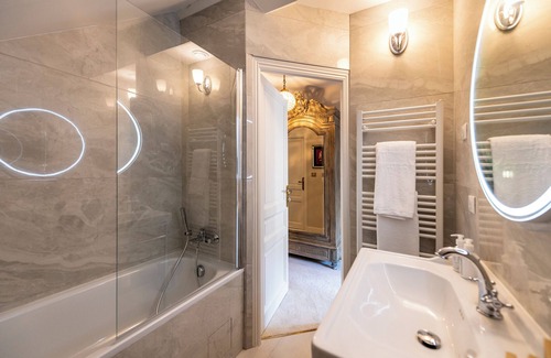 Avallon Hotel | Hôtel de la Poste à Avallon, Bourgogne