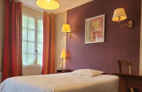 Nuaille Hotel | Hôtel Des Biches