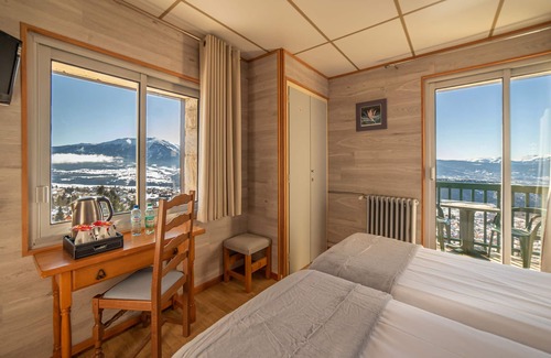 Font-Romeu-Odeillo-Via Hotel | Hôtel des Pyrénées