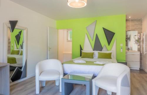 Ternand House | Hôtel Domaine des Pierres Dorées